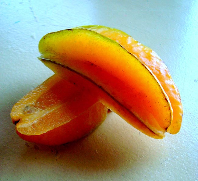 Averrhoa carambola fruta